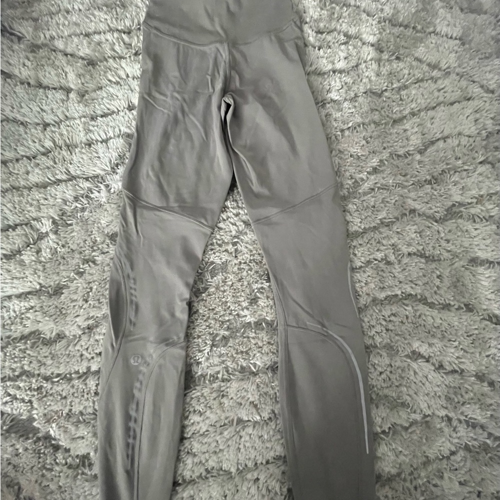 Lululemon, gray leggings, size 0, excellent condition